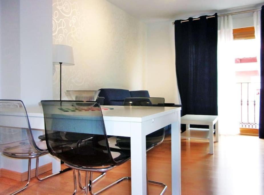 Beautiful Apartment In Calle Mayor Alicante Exterior photo